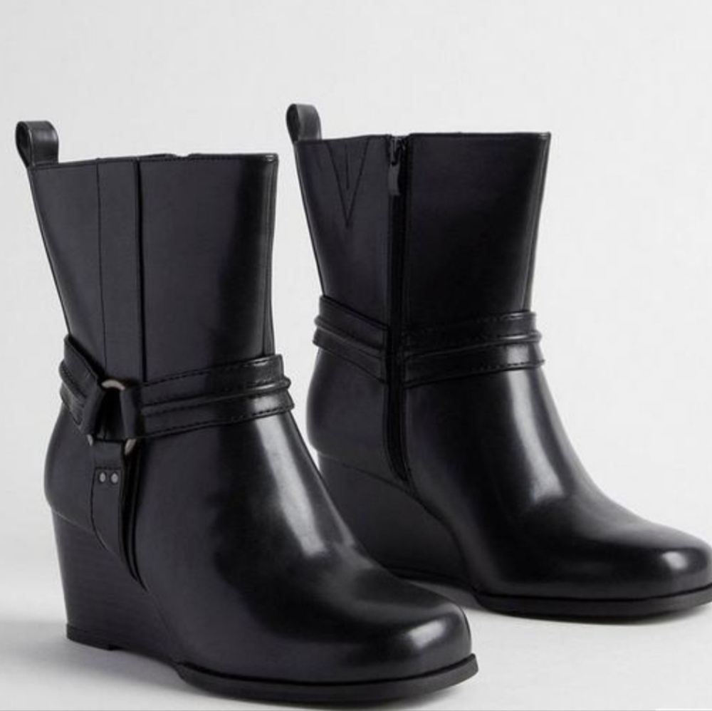 Harness Wedge Bootie (WW)